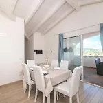 Attico Con Vista Mare A Budoni