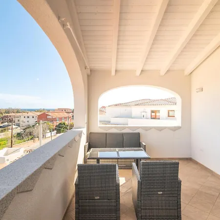 Attico Con Vista Mare A Budoni